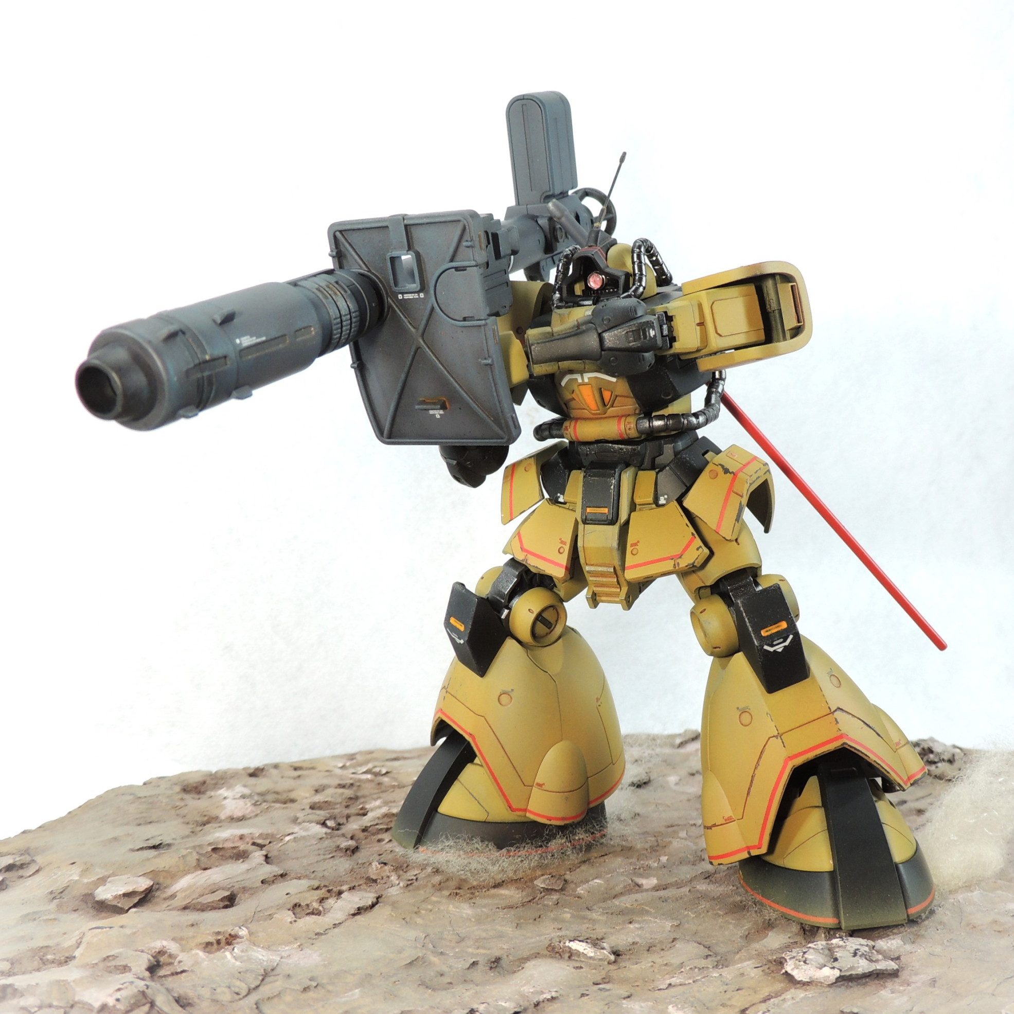 HG1/144ドム試作実験機（サンドカラーver.）｜あやぽんさんの