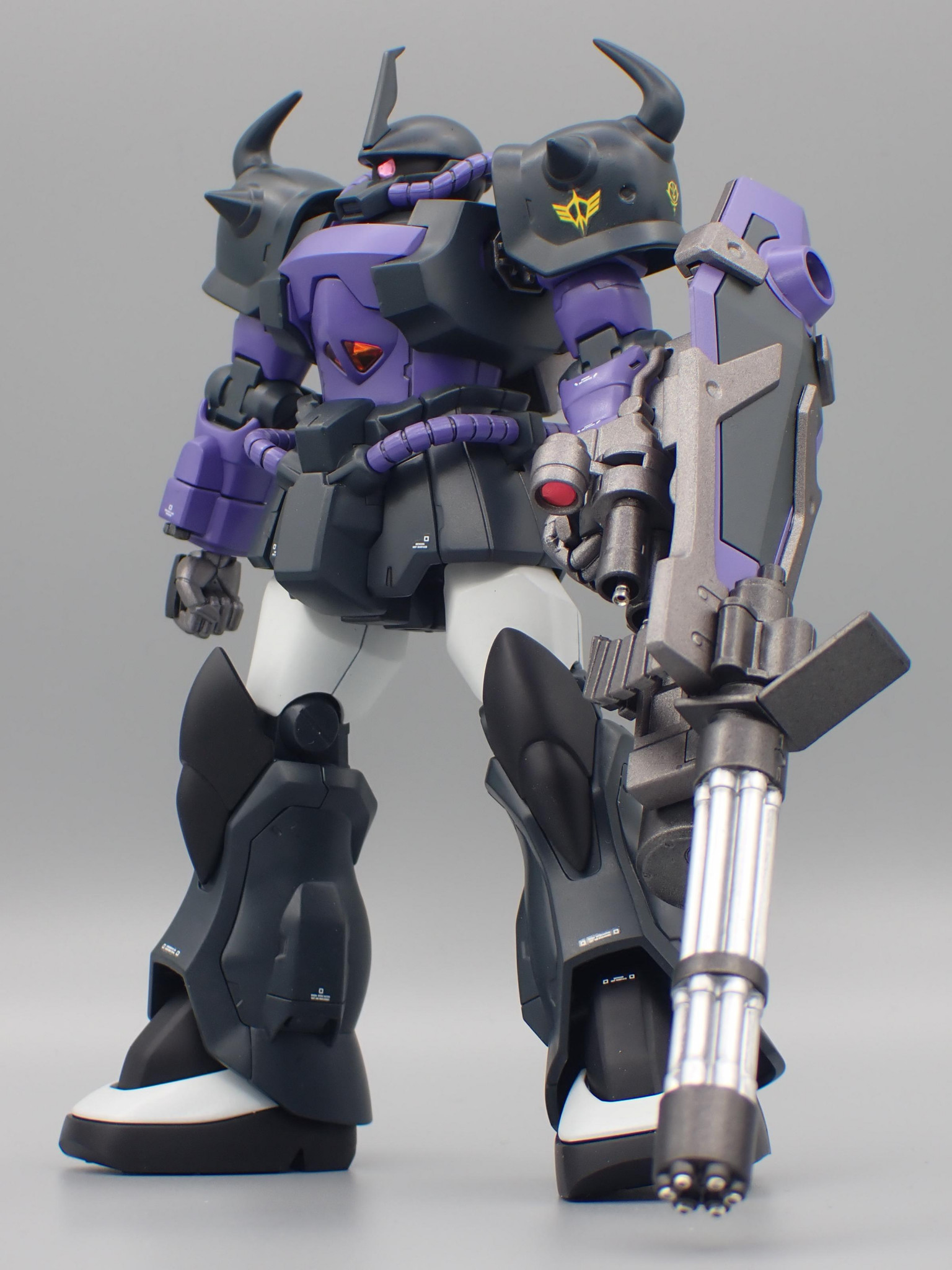 HGUC グフカスタム 黒い三連星専用機｜ヤマサンさんのガンプラ作品