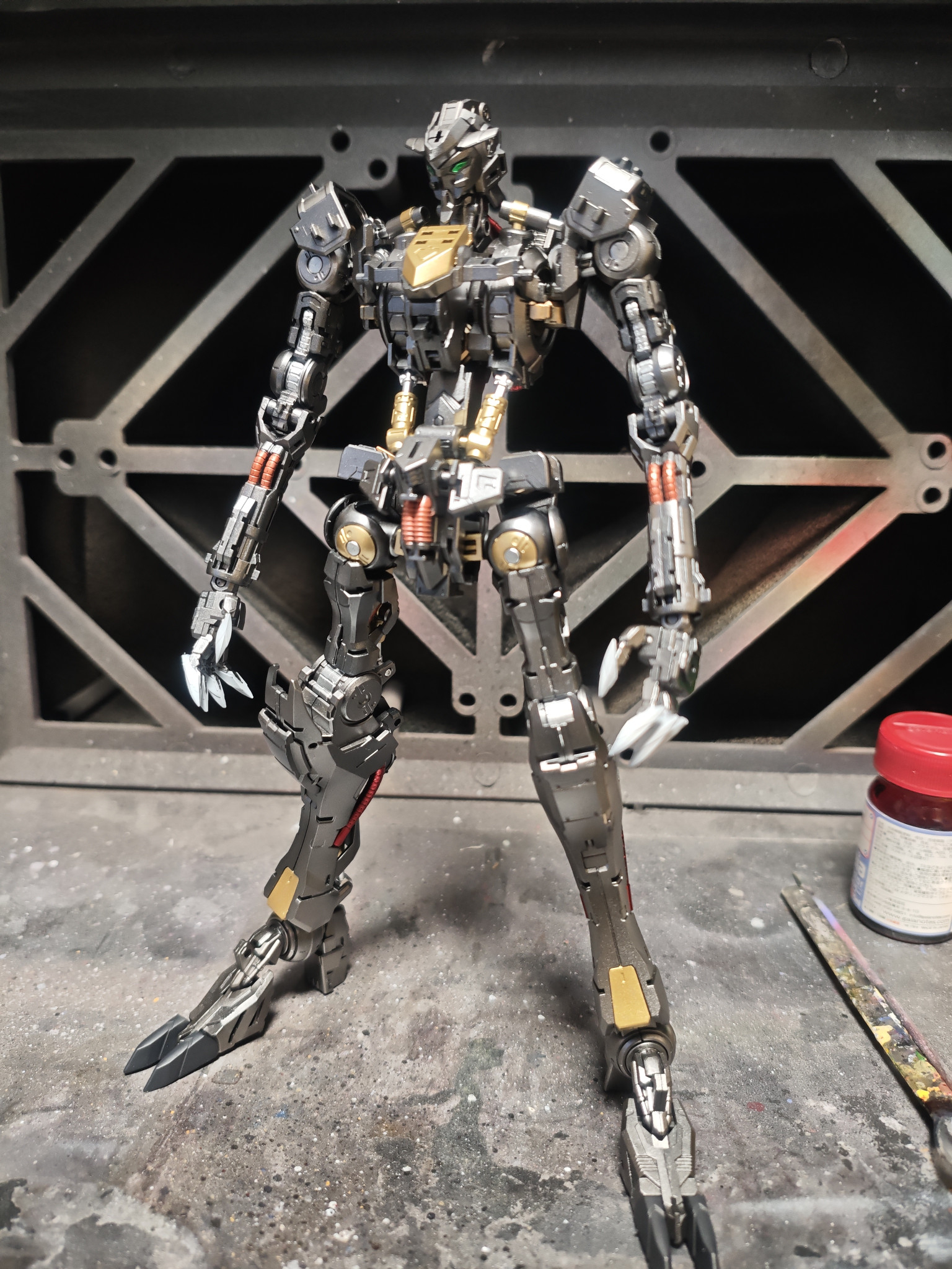 MG ガンダムバルバトスルプス｜ドス恋マンディブラリスさんのガンプラ