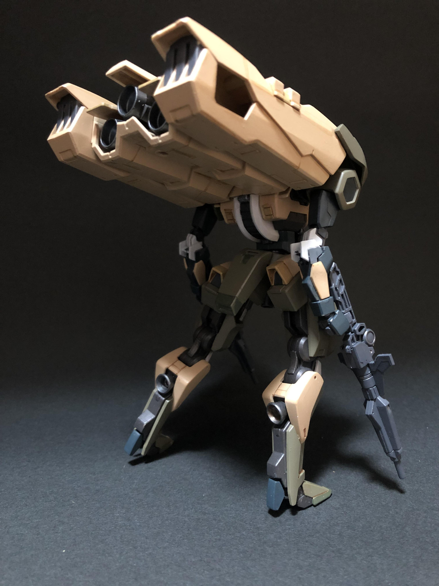 今月のオルフェンズ 12月 HG 百里｜kusari 筧 草梨さんのガンプラ作品