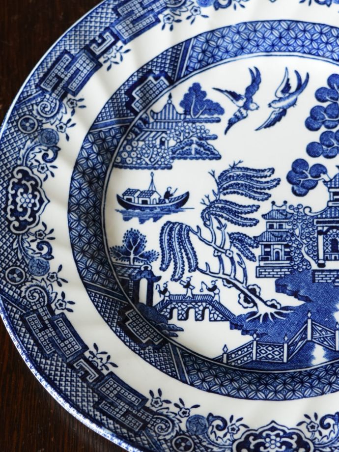 英国伝統のウィロウパターンが美しい、ROYAL WESSEX(ロイヤル