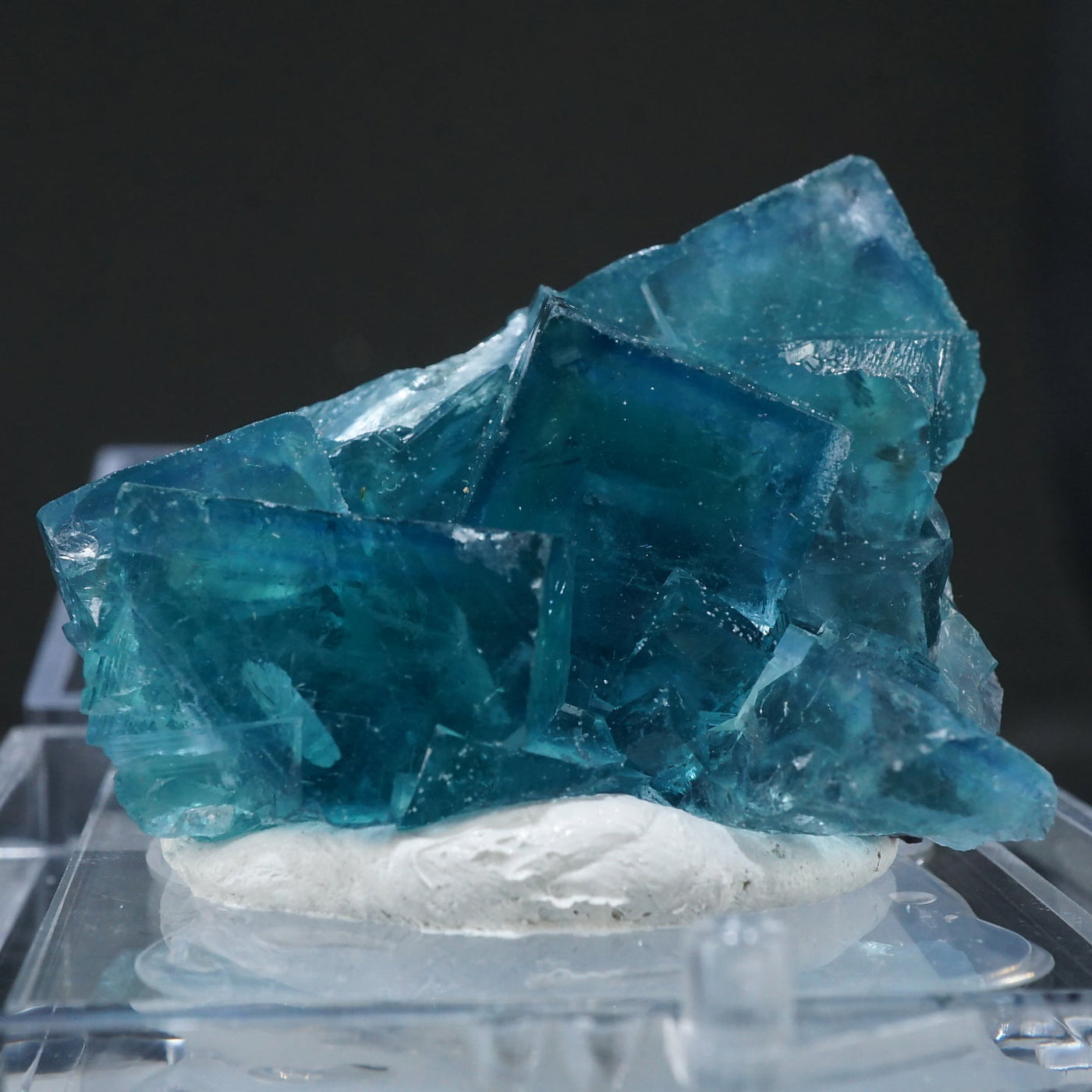 中国 湖南省産 グリーンフローライト – 天然石ハッピーギフト