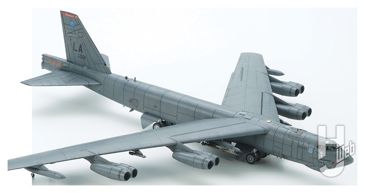 伝説の爆撃機が1/144で登場！ 「 B-52H ストラトフォートレス