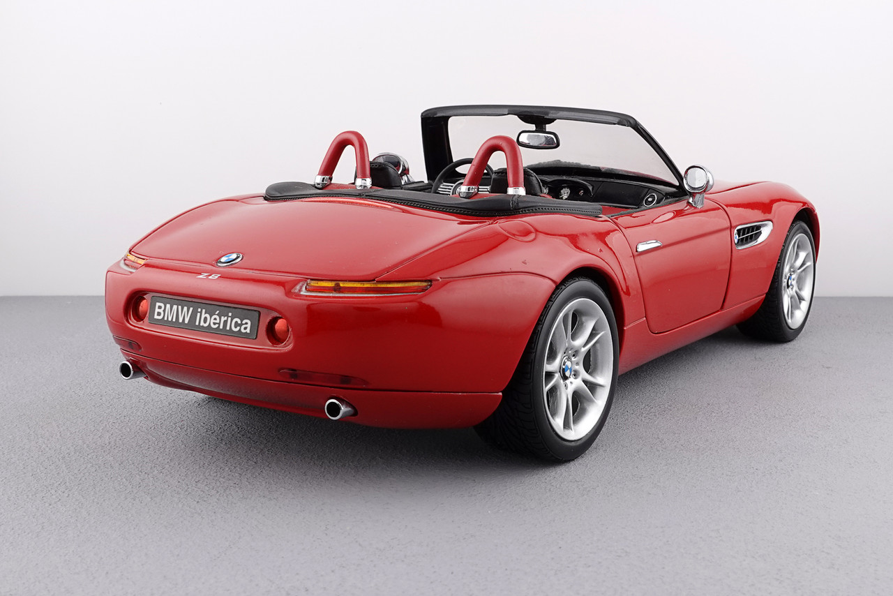 BMW Z8 - Kyosho - 1:18 | DiecastXchange Forum
