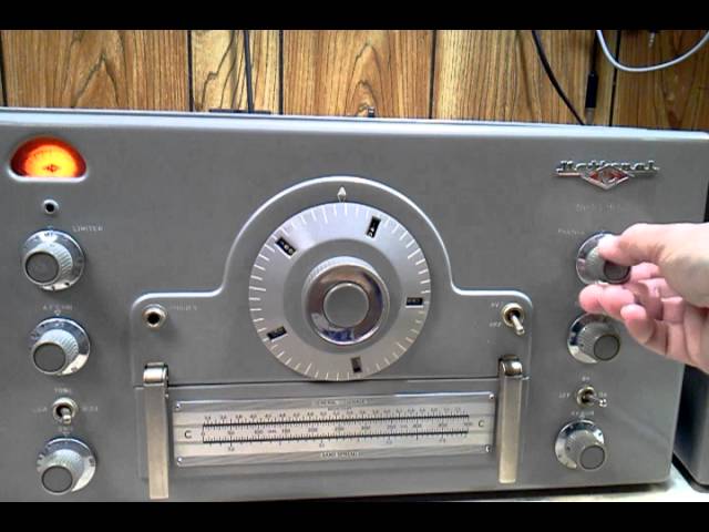 National HRO-7 Receiver - YouTube