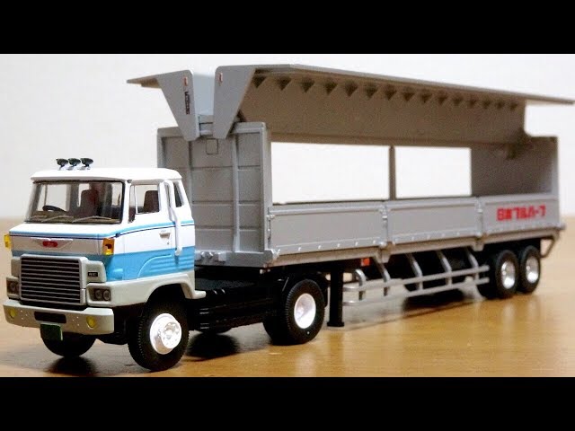 Buy a super luxury car ☆ Working car Tomica Limited Vintage Neo