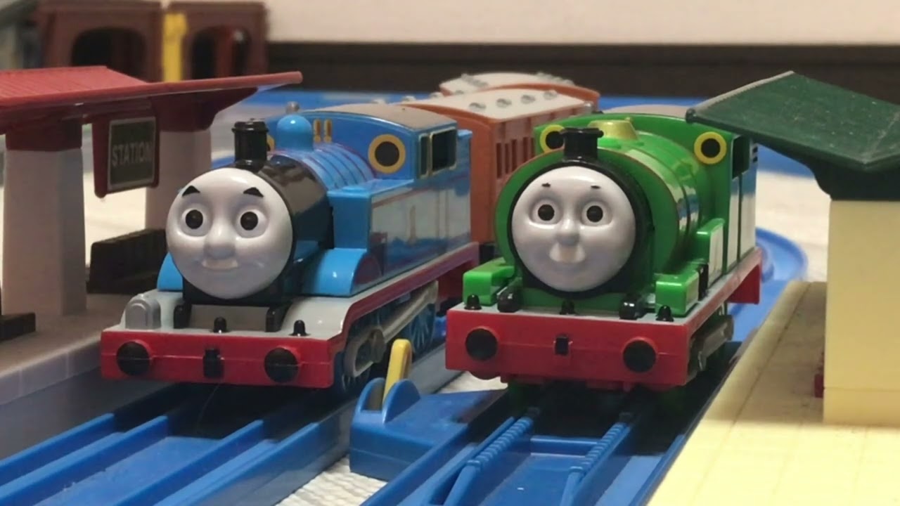 Thomas and the Snowman Party tomy thomas & friends - YouTube