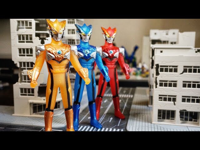 みかんロッソ！【限定ソフビ】ウルトラマンロッソグランド グランド