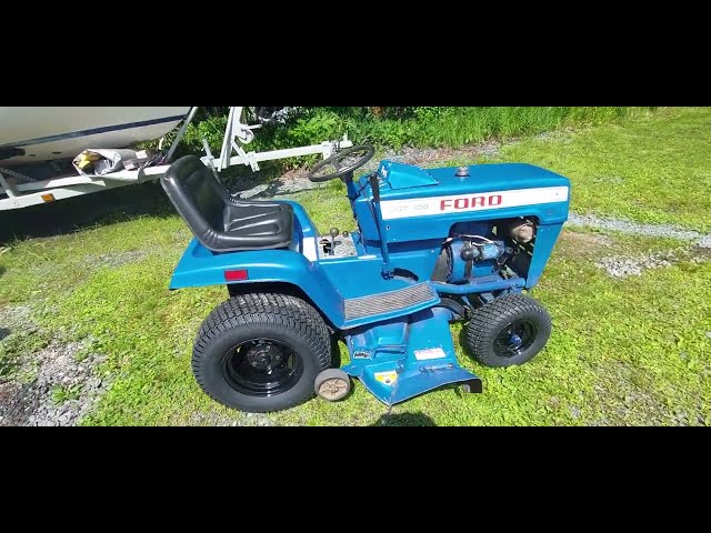 1973 Ford LGT 100 Garden Tractor - YouTube