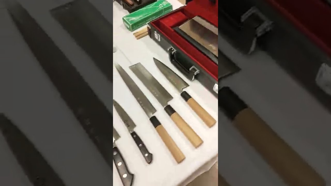 調理師科の包丁セットです！オープンキャンパス展示より - YouTube