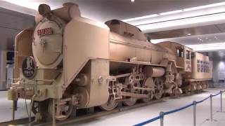 The cardboard D51 at Hiroshima Station is amazing - YouTube