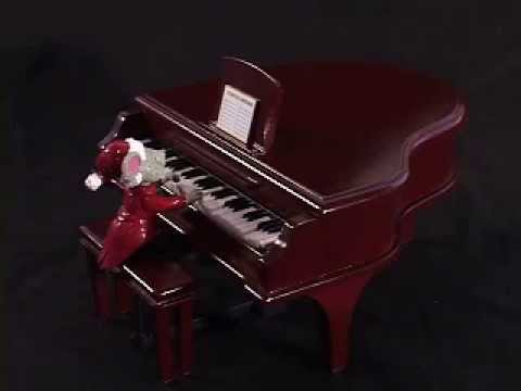 78811 Gold Label Maestro Mouse™ with Grand Piano - YouTube