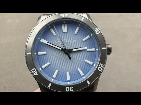 New H. Moser & Cie x Azuki Pioneer Centre Seconds Lightning 3200