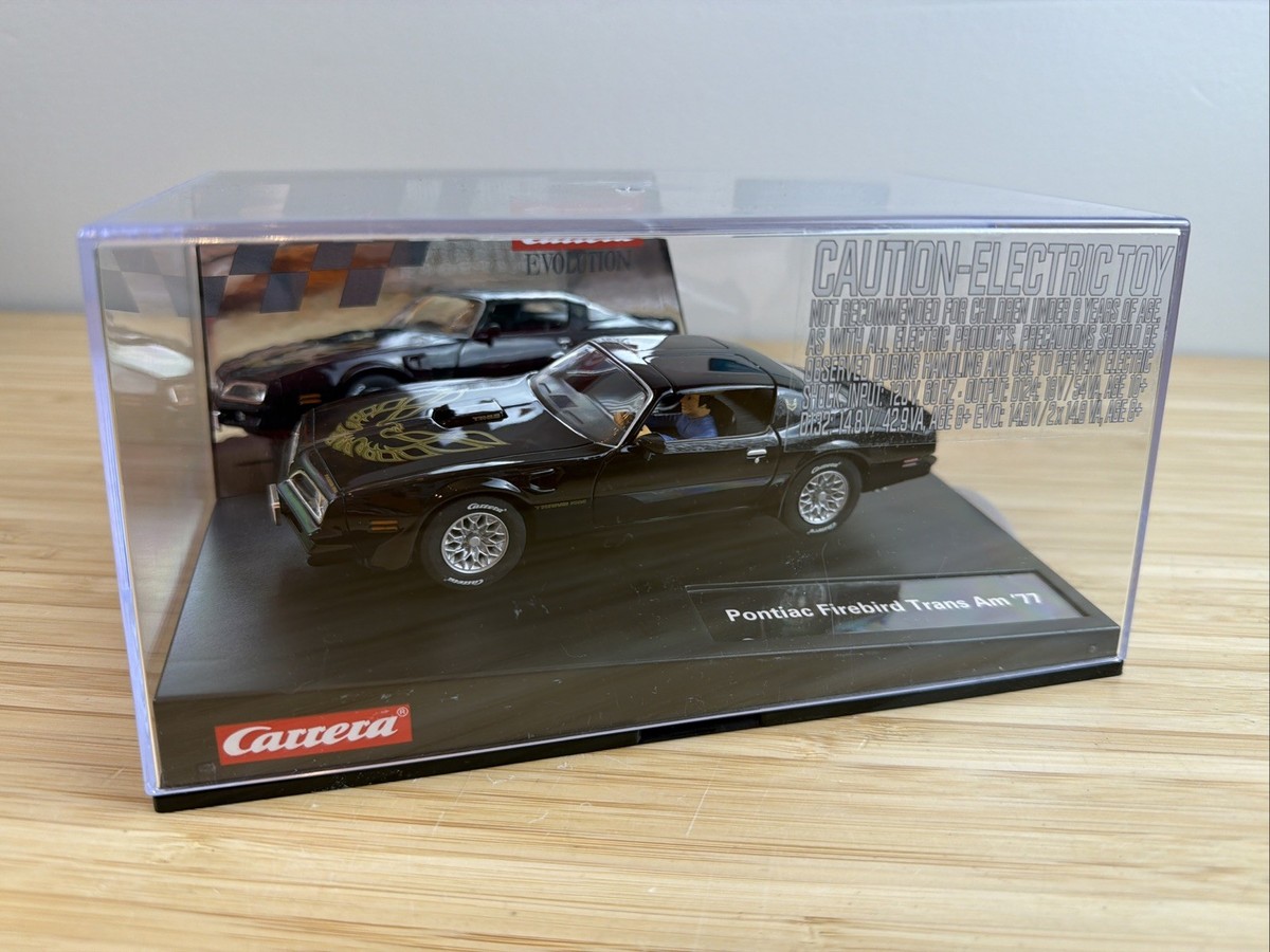 CARRERA PONTIAC FIREBIRD TRANS AM 77 1/32 Slot Car SMOKEY AND THE