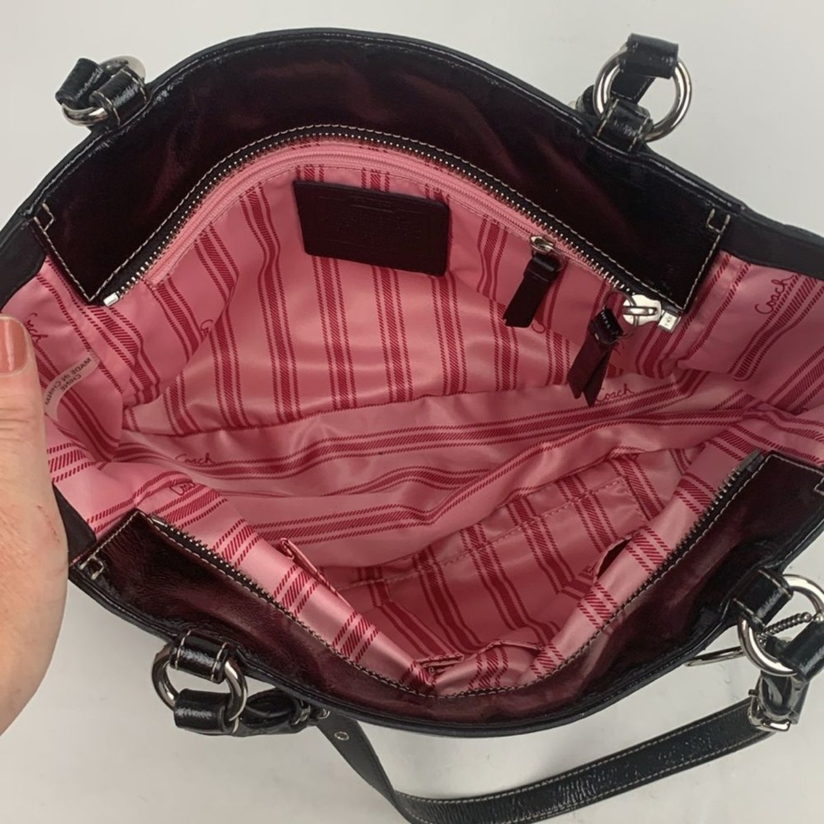 Coach Shiny Patent Leather Shoulder Bag Black Silver Pink Lined