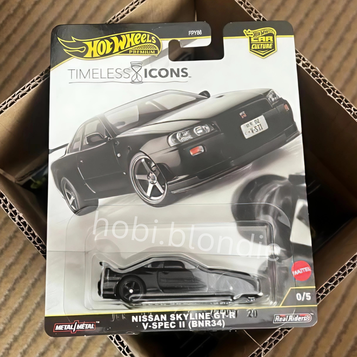 Hot Wheels Premium 2025 Timeless Icons Chase Nissan Skyline GT-R