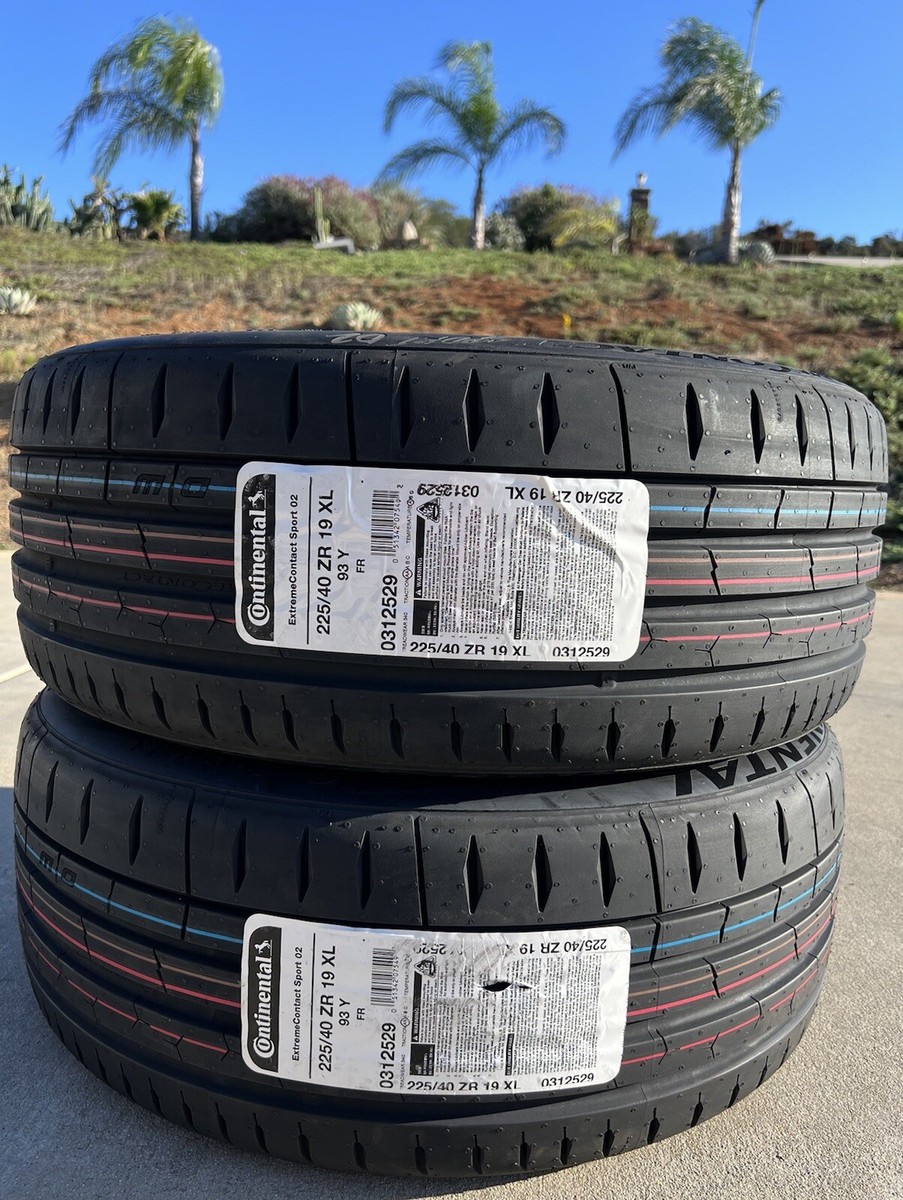 Set of TWO BRAND NEW 225/40ZR19 93Y Continental ExtremeContact