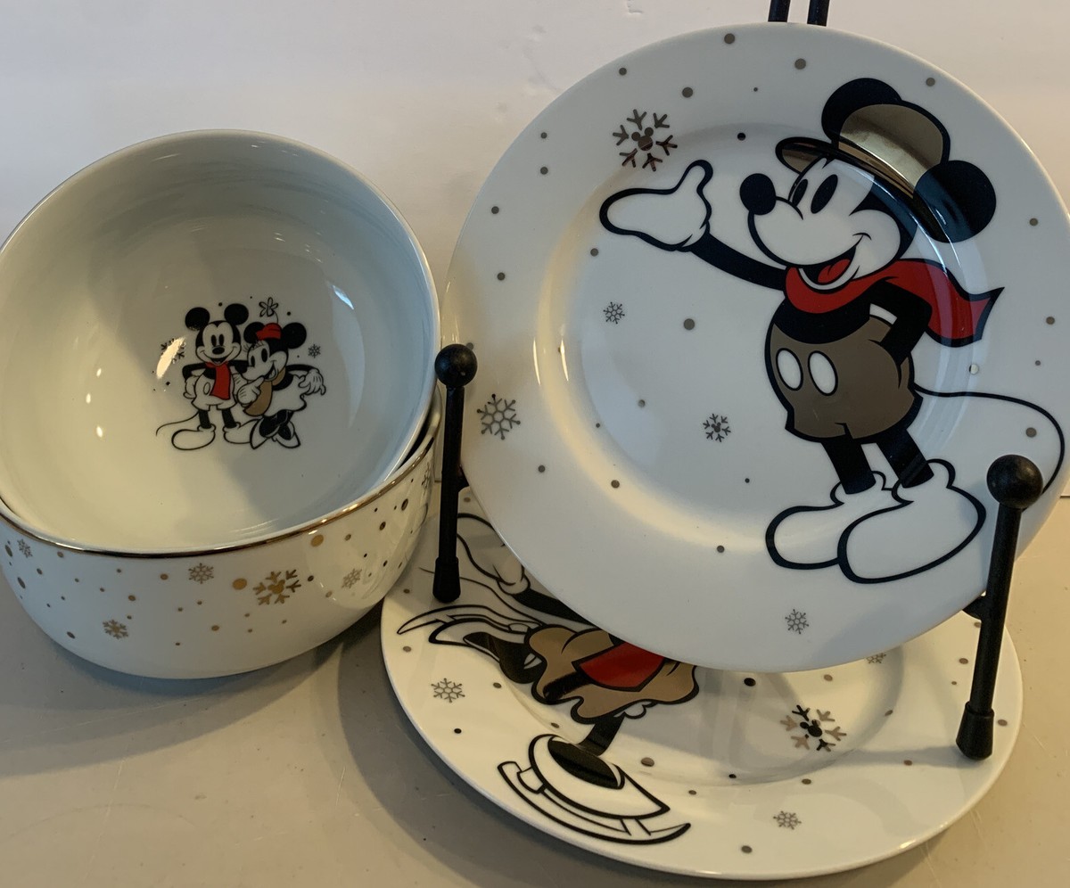 🎄Zrike Disney HOLIDAY MICKEY MOUSE 2 Salad Plates/2 Bowls