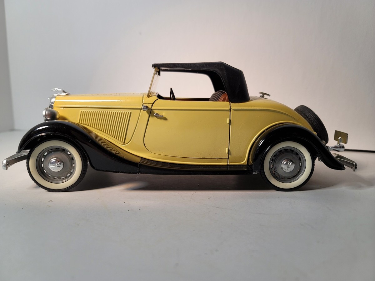 Solido 1934 Ford V8 Roadster 1:19 - Yellow | eBay
