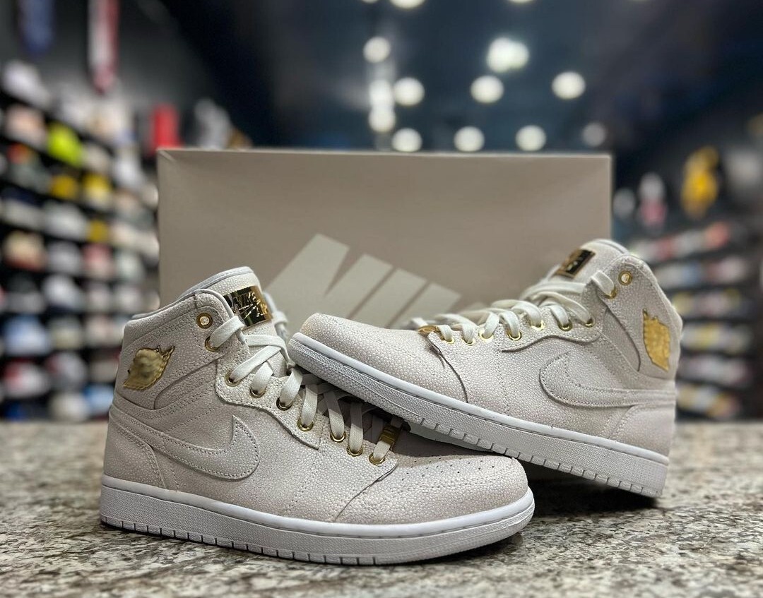 Nike Air Jordan 1 Retro High OG Pinnacle 2015 Mens White Gold | eBay