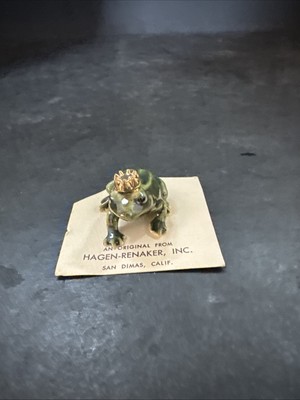 Vintage 1986 HAGEN RENAKER Miniature Porcelain FROG PRINCE on