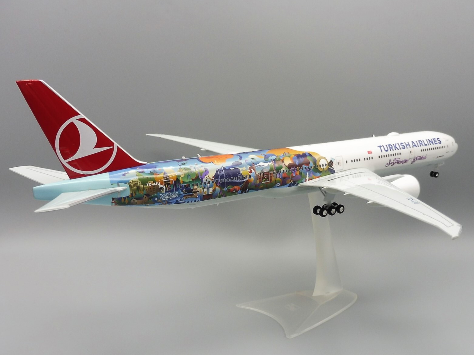 Turkish Airlines Istanbul - San Francisco Boeing 777-300ER 1/200