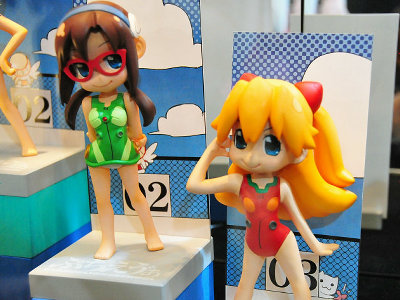 マジックテープ式の使徒や「ぷちえう゛ぁ」のマリなど、バラエティ豊か