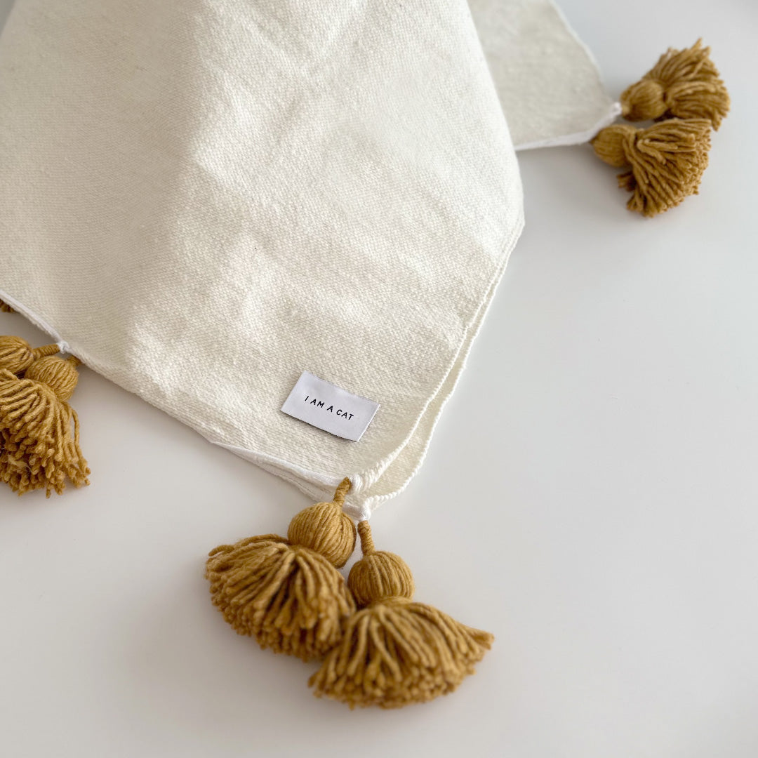 モロッコ キャットサイズポンポンブランケット – iamacatjp