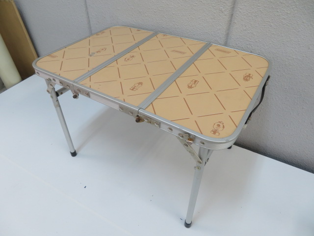 三つ折りテーブル | アウトドア用品・アウトドアグッズの中古通販