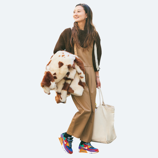 オシャレな人のスニーカー拝見】実は“マルチカラー”って使いやすい