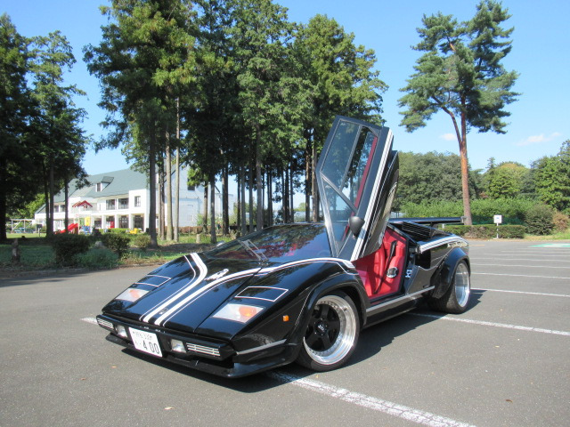 ランボルギーニ カウンタックの価格・新型情報・グレード諸元 価格.com