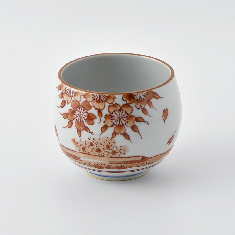 陶房義窯】色絵 赤桜唐子絵 小鉢 | 三川内焼オンライン・ショップ