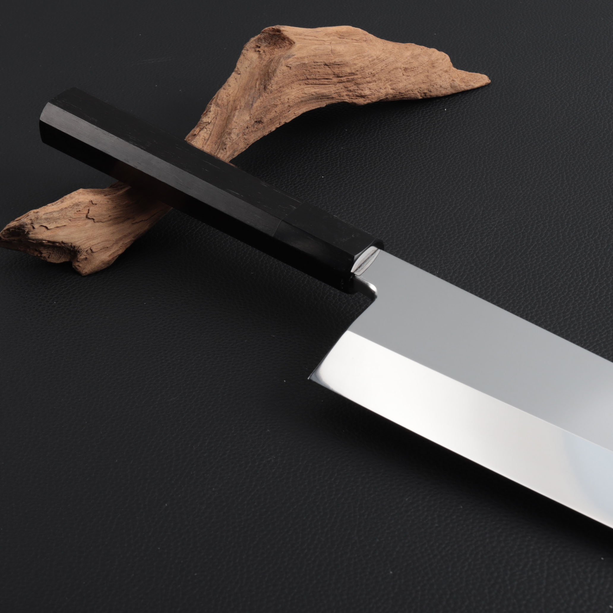 7179 左利き用 大出刃包丁 8寸 刃渡り240 刺身包丁 黒檀黒水牛角八角柄