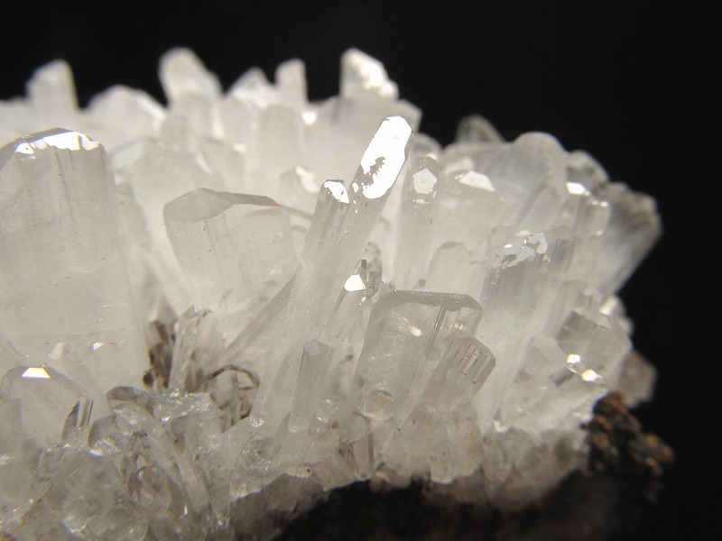 超希少 ヘミモルファイト 異極鉱 クラスター 重さ174g 温和で優しい心