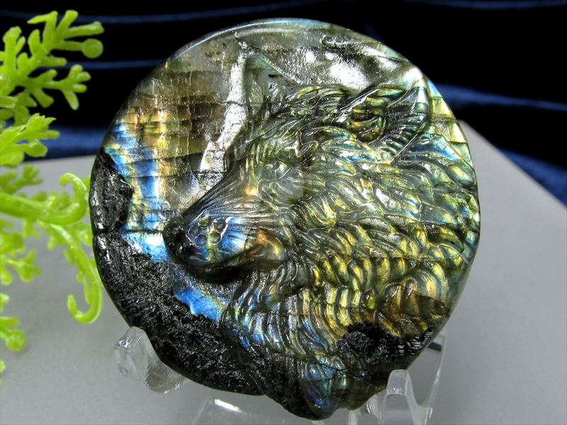 鮮やかシラー ラブラドライト オオカミ(狼) 彫刻置物 1個売り 重さ約