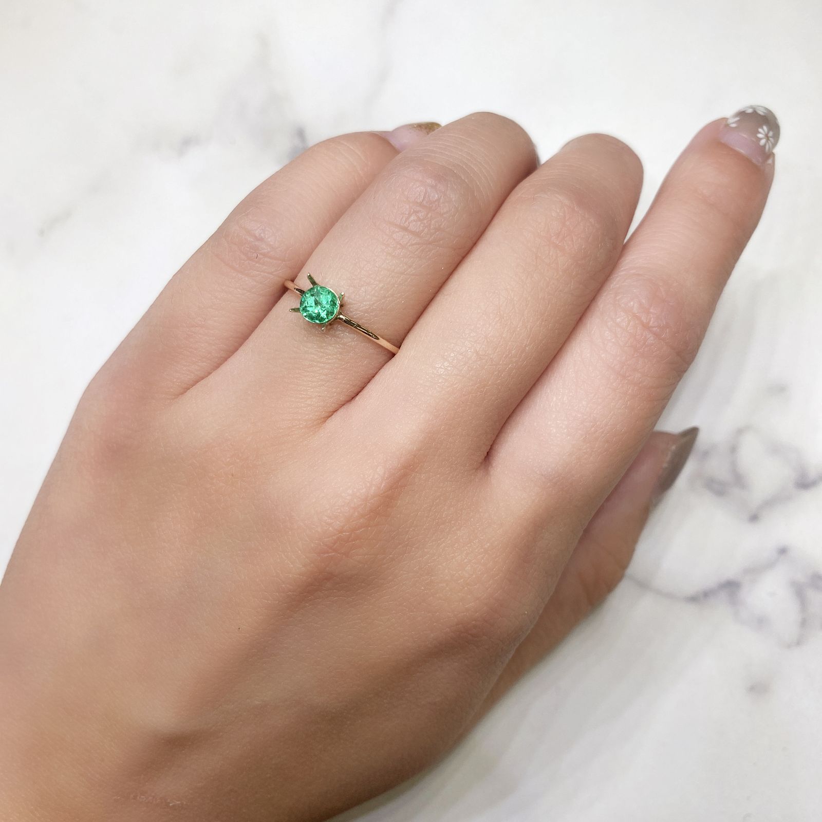 エメラルド(宝石名エメラルド) コロンビア産 0.375ct ソ付(彩珠