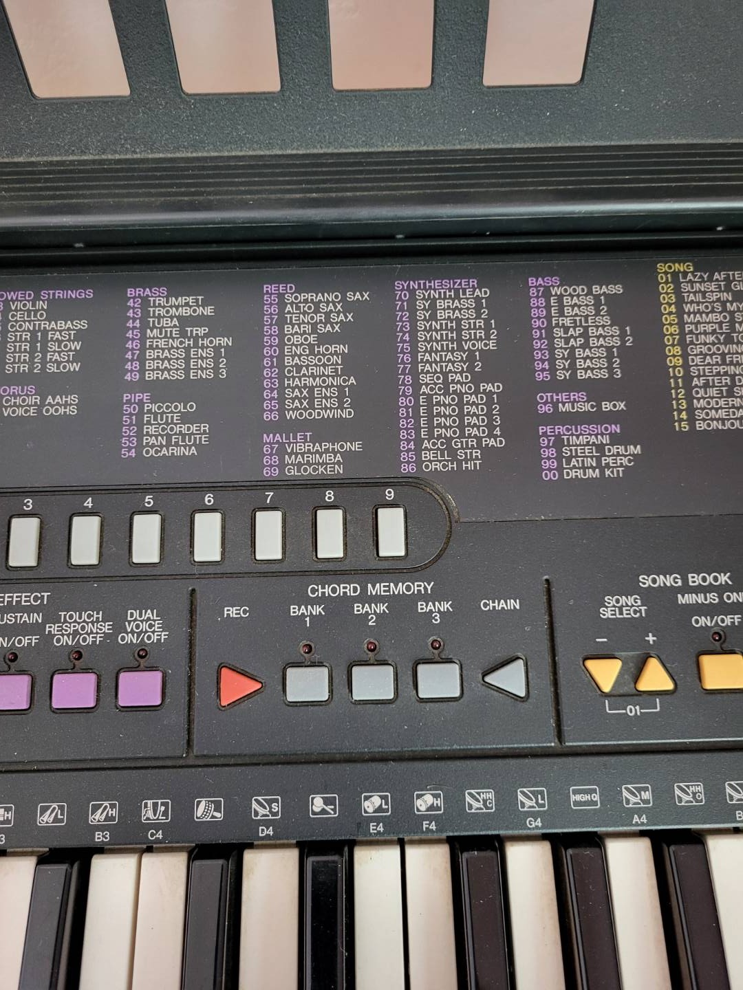 Yamaha-PSR-210-Keyboard