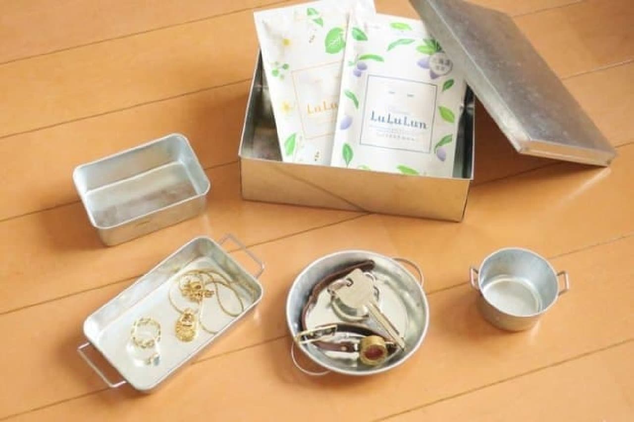 お鍋やバットみたい♪セリアのブリキ風インテリアトレイシリーズ [えん