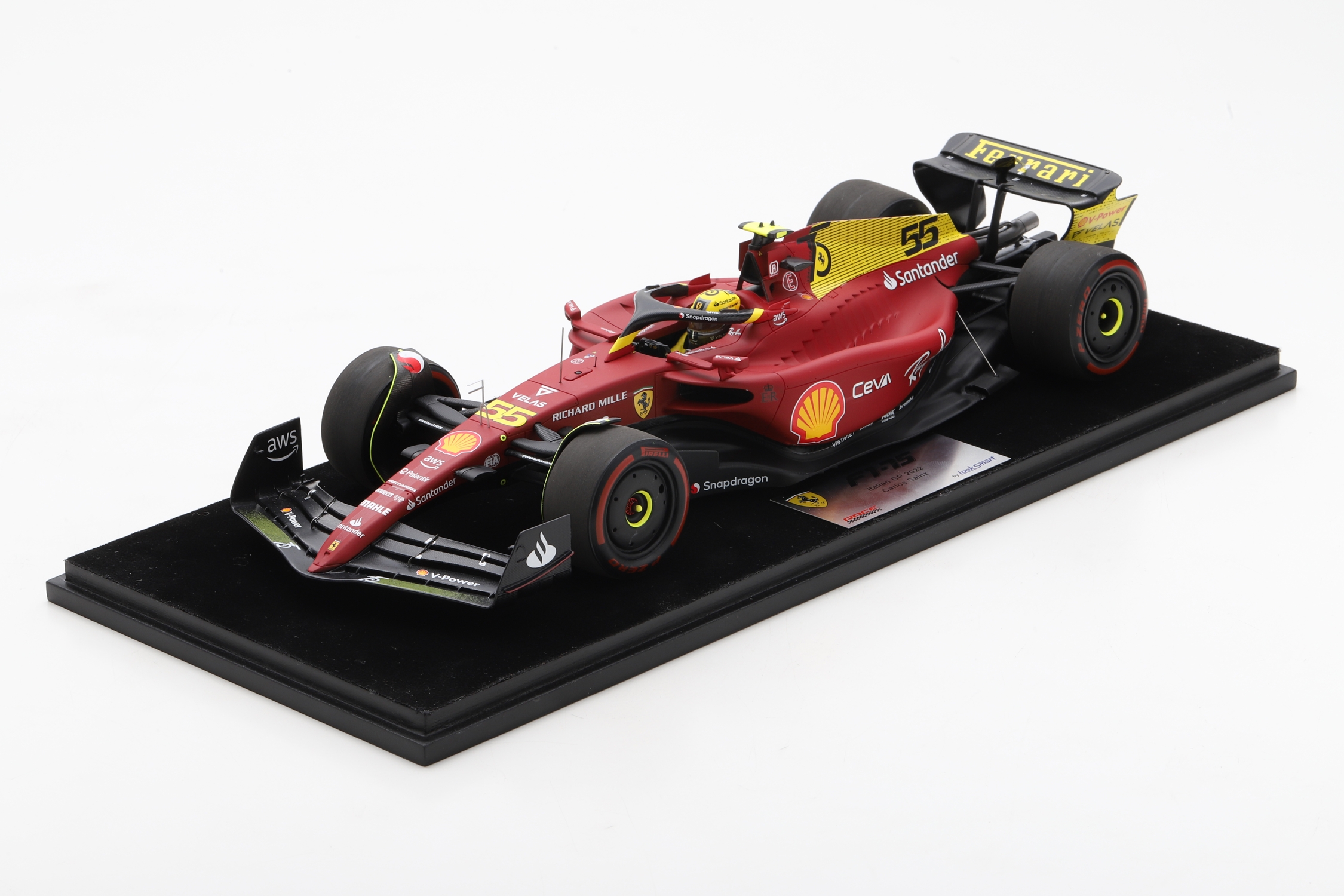 アウトレットセール】ルックスマート 1/18 フェラーリ F1-75 C