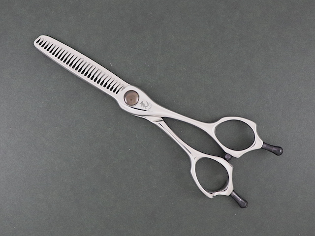 XIV HAND MADE TS3-6026 美容師用 理容師用 トリマー用 中古セニング