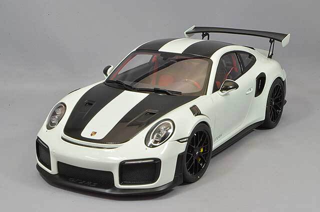 オートアート コンポジット 1/18 ポルシェ 911 (991.2) GT2 RS