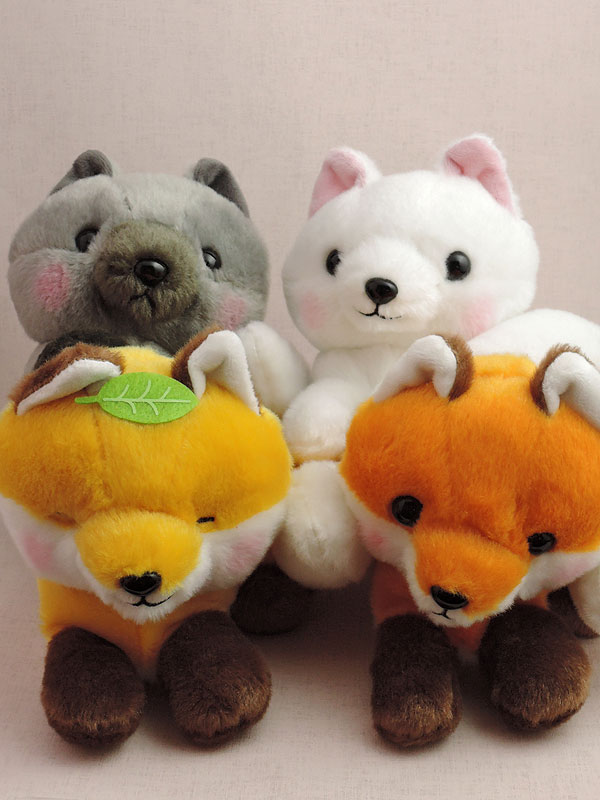 アミューズ：ぬいぐるみ 子ぎつねこんこんフサしっぽ[販売終了]