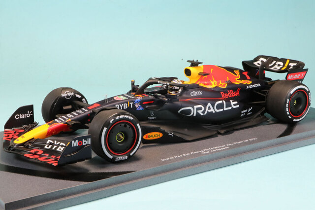 スパーク 1/43 レッドブル RB18 オランダ GP 2022 M.フェルスタッペン