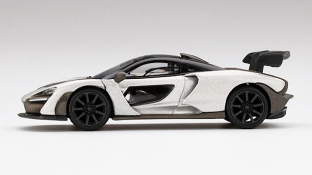 MINI GT 1/64 マクラーレン セナ シルバー(左ハンドル) - サンリッチ