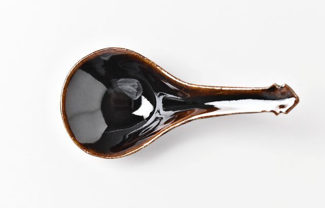 伊賀焼土楽 アメ釉ちりれんげ ｜ 暮らしのうつわ花田 和食器 通販