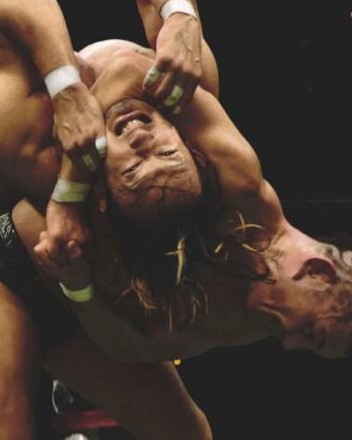 丸藤正道が鈴木みのるに敗北…NOAH勢、鈴木軍からGHC4大王座すべて奪取