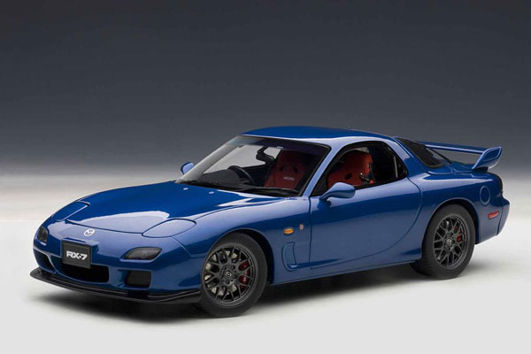 1/18スケール ダイキャスト・モデルカー マツダ RX-7 （FD