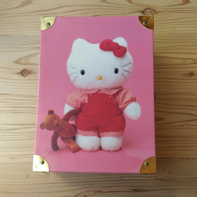 ハローキティ - ハローキティ 1997年 シリアルナンバー付ぬいぐるみの