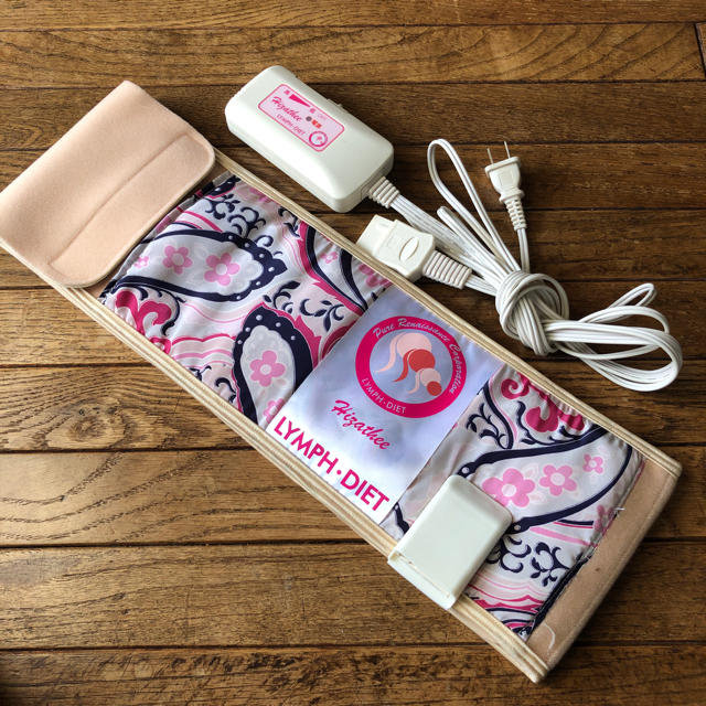 ピュアルネッサンス ヒザティーの通販 by ぷいぷいまる's shop｜ラクマ