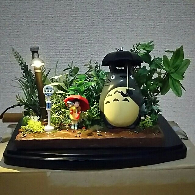 ジブリ - となりトトロ バス停 ジオラマ【クリアーケース付】の通販 by